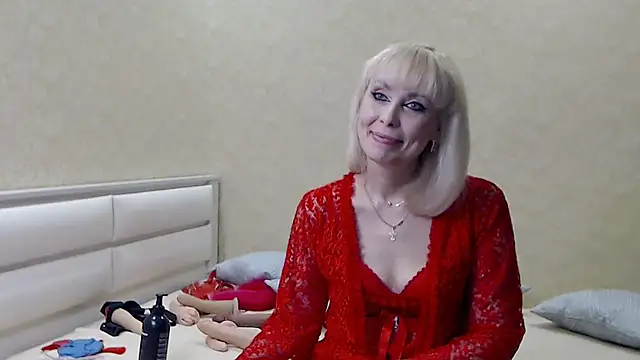 LadyMargo888 online show from 03/18/25, 05:42