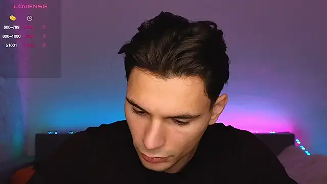 denlover1 online show from 11/10/25, 08:24