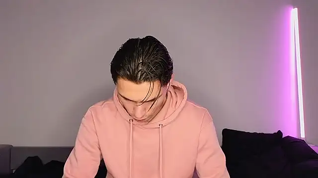 denlover1 online show from 01/12/26, 07:24