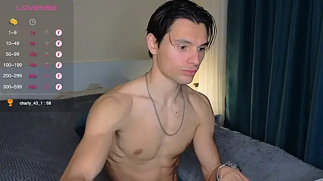 denlover1 online show from 04/19/26, 11:09