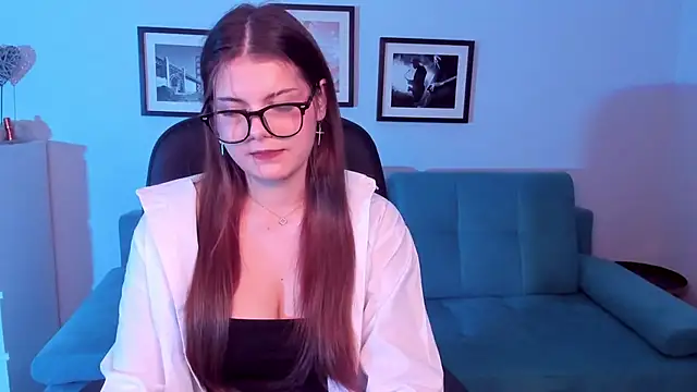 AdeliaKiss online show from 02/02/25, 09:02