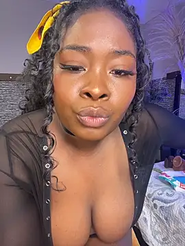 zoe 23  online show from 04/14/26, 11:05