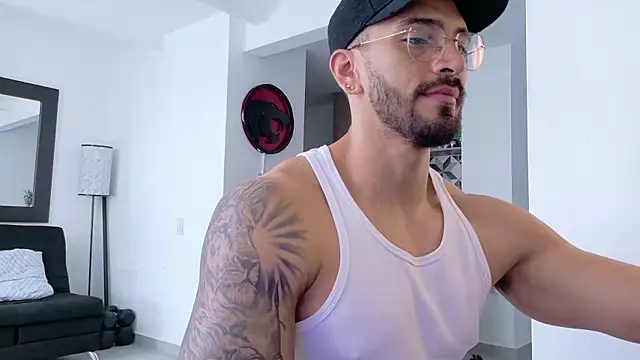 tony muscle online show from 10/26/25, 04:57