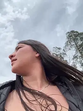 AhriCutte online show from 02/09/25, 05:43