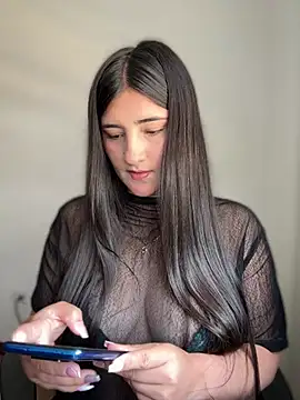 AhriCutte online show from 02/28/25, 05:37