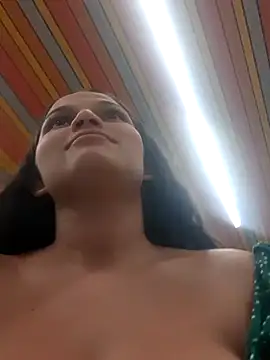 girl milk1 online show from 12/06/24, 01:29