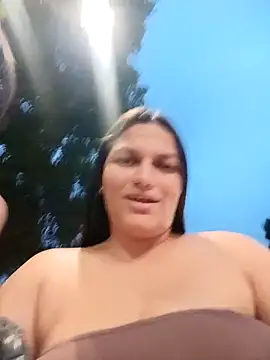 girl milk1 online show from 12/16/25, 10:48