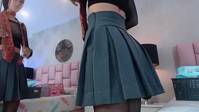 Snapshot of Zoe_Vixen chatting on 03/05/25, 12:11 Zoe Vixen online show from 03/05/25, 12:11