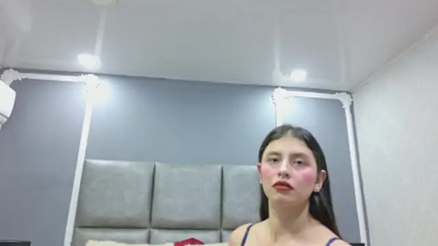 MadelineBeckert online show from 04/07/26, 07:03