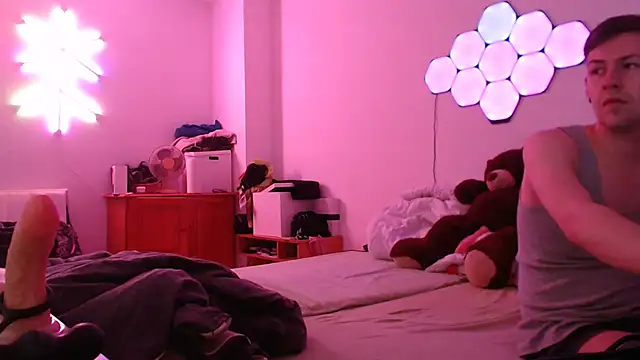 jonny-bisexual online show from 02/22/25, 10:52