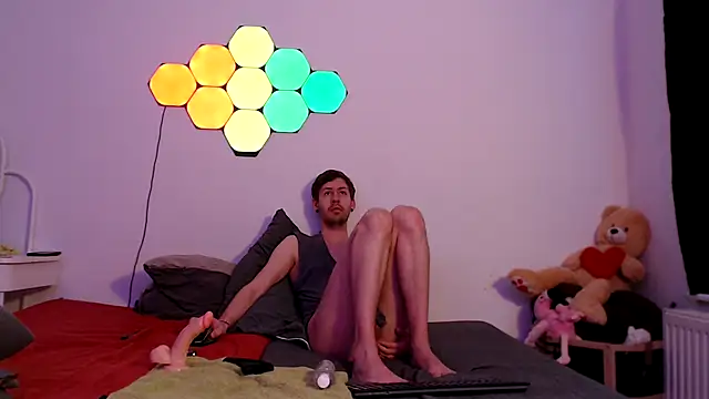 Snapshot of jonny-bisexual chatting on 03/29/26, 05:46 jonny-bisexual online show from 03/29/26, 05:46