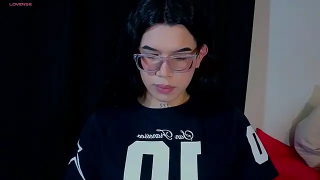 Samantha Rusell online show from 07/19/26, 10:57