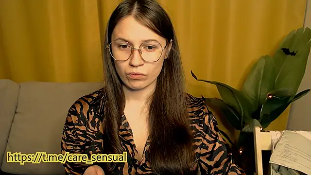 Snapshot of M_Sensual chatting on 12/04/24, 03:43 M Sensual online show from 12/04/24, 03:43