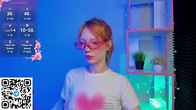 Linablueeyed online show from 04/11/26, 09:13