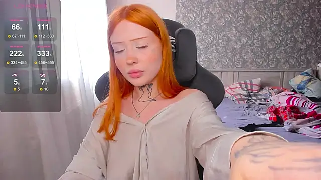 kate8ketee8 online show from 04/04/26, 10:13