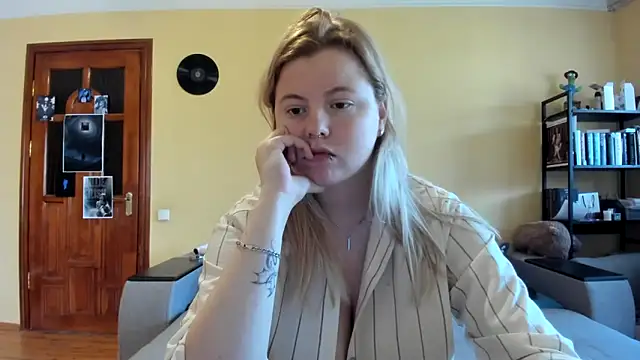 LillyDepp online show from 03/26/26, 01:49