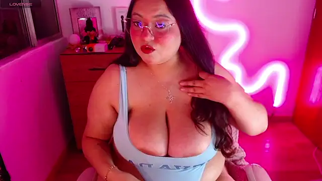 Rebeca charme21 online show from 12/28/24, 03:04