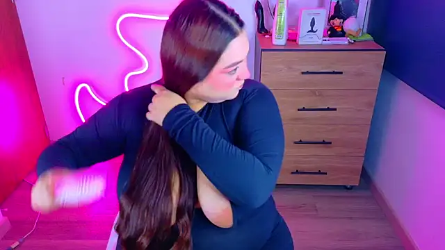 Rebeca charme21 online show from 10/04/25, 08:12