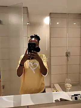 FreakySag 8888 online show from 12/20/25, 07:10