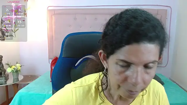Snapshot of sila_bolum chatting on 06/11/26, 06:06 sila bolum online show from 06/11/26, 06:06