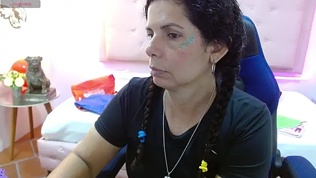 Snapshot of sila_bolum chatting on 06/12/26, 07:02 sila bolum online show from 06/12/26, 07:02