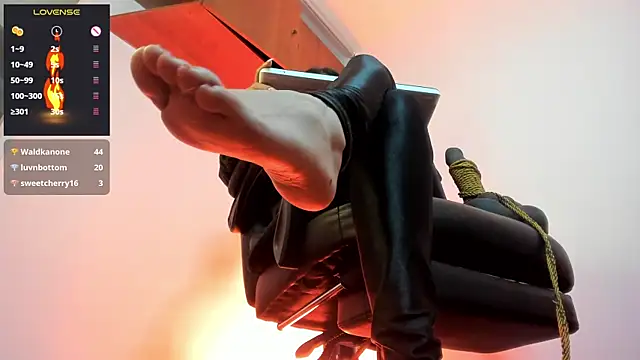 charlotte joliedart online show from 03/18/25, 08:03