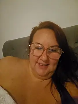 Snapshot of Bekahblows chatting on 10/06/25, 09:45 Bekahblows online show from 10/06/25, 09:45