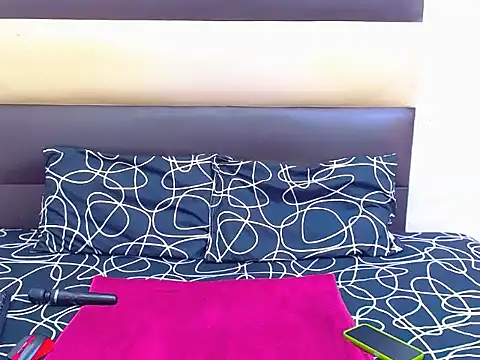 NunuBerry16 online show from 01/16/26, 08:29