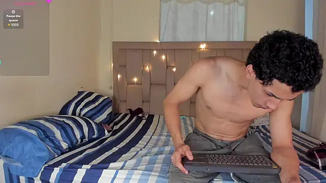 stepcouple XXX online show from 03/20/25, 10:29