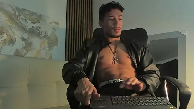 rafael stone online show from 03/16/25, 03:47