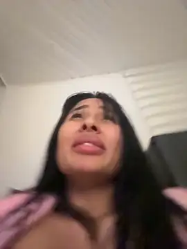 Anily Lovely online show from 10/13/25, 04:34