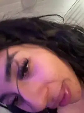 Snapshot of Anily_Lovely chatting on 06/14/26, 05:59 Anily Lovely online show from 06/14/26, 05:59