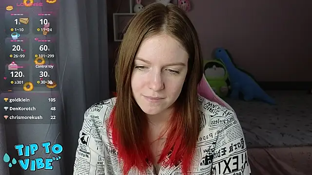 Snapshot of CassieJuice69 chatting on 12/01/24, 09:37 CassieJuice69 online show from 12/01/24, 09:37