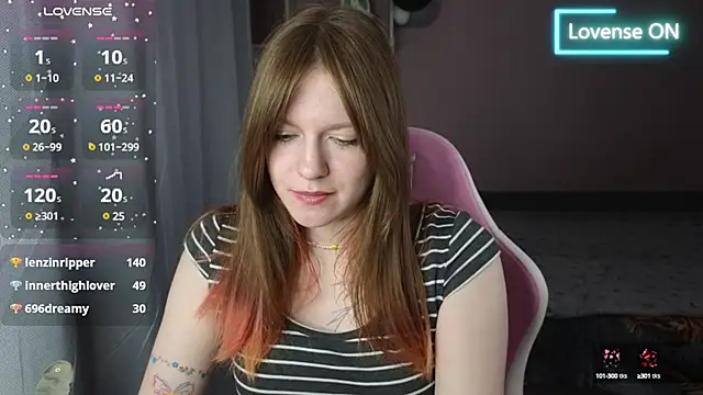 Snapshot of CassieJuice69 chatting on 03/10/25, 10:55 CassieJuice69 online show from 03/10/25, 10:55