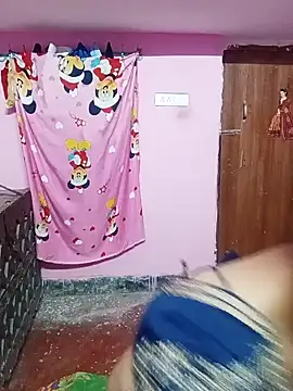 Cute-Simmi online show from 12/05/24, 02:11