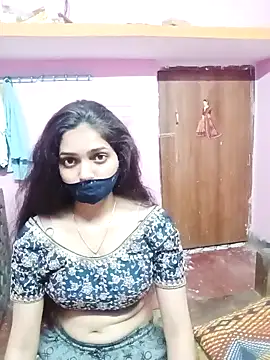 Cute-Simmi online show from 12/13/24, 09:35