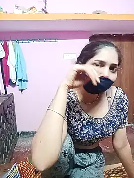 Cute-Simmi online show from 12/13/24, 03:21