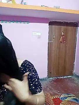 Cute-Simmi online show from 12/15/24, 09:56