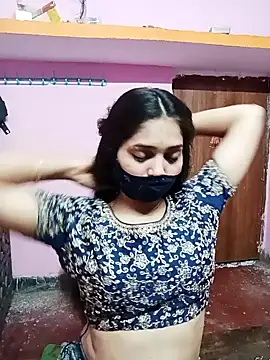 Cute-Simmi online show from 12/18/24, 08:20