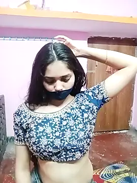 Cute-Simmi online show from 12/27/24, 12:45