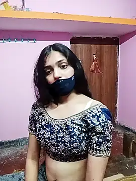 Cute-Simmi online show from 12/31/24, 12:36