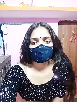 Cute-Simmi online show from 01/07/25, 11:37