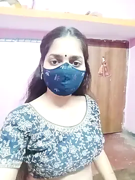 Cute-Simmi online show from 01/15/25, 10:49