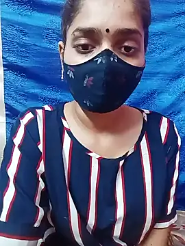 Cute-Simmi online show from 01/19/25, 09:55