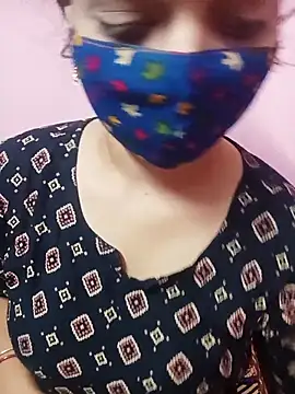 Cute-Simmi online show from 12/22/25, 05:37