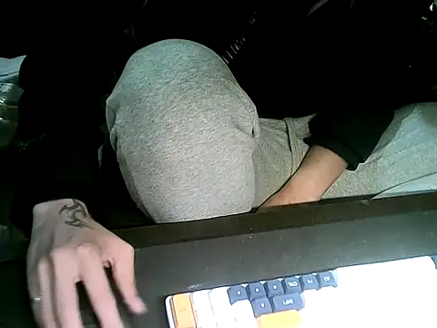 Snapshot of Ryan67533 chatting on 12/24/24, 11:17 Ryan67533 online show from 12/24/24, 11:17