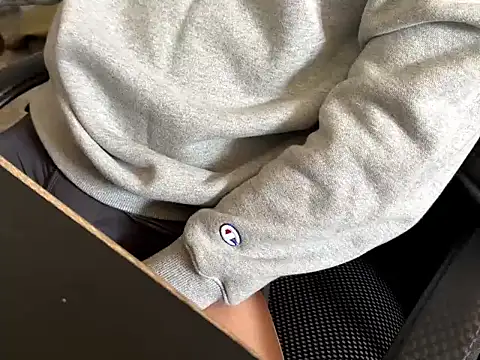 Snapshot of Ryan67533 chatting on 01/26/25, 03:59 Ryan67533 online show from 01/26/25, 03:59