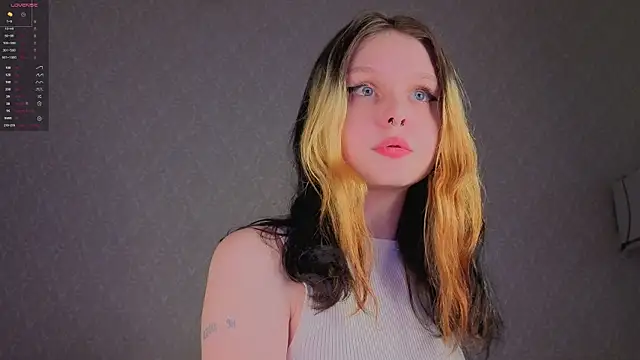 Hi Kitti online show from 05/27/26, 06:16