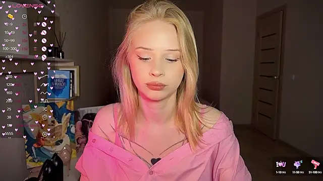 lisa barbie online show from 10/13/25, 03:17