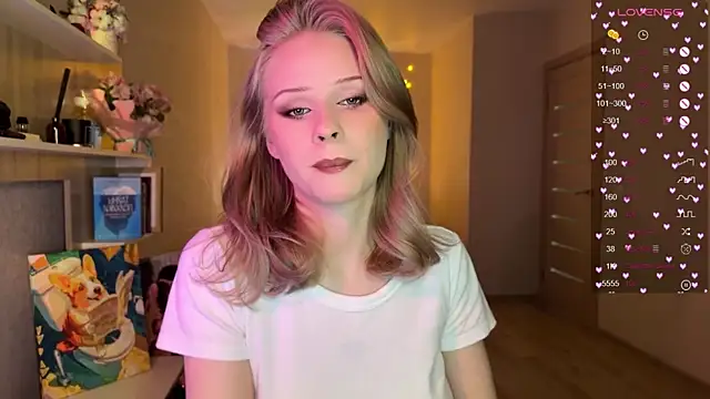 lisa barbie online show from 12/04/25, 03:10